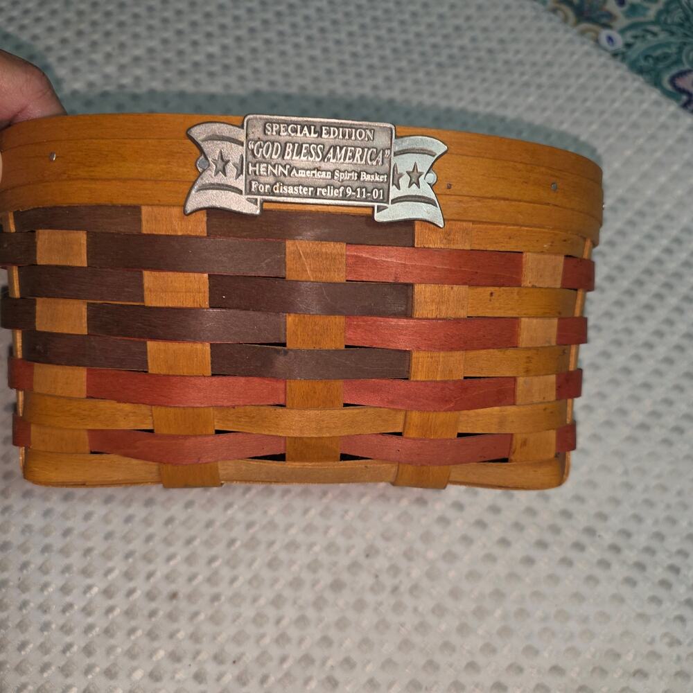 9-11-01 MEMORIAL HENN GOD BLESS AMERICA SPECIAL BASKET